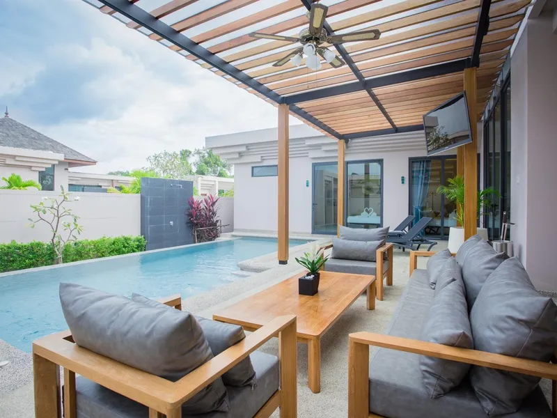 3-Bedroom Pool Villa for Rent, Cherng Talay, Full-Service - Cherng Talay, Phuket - Main photo