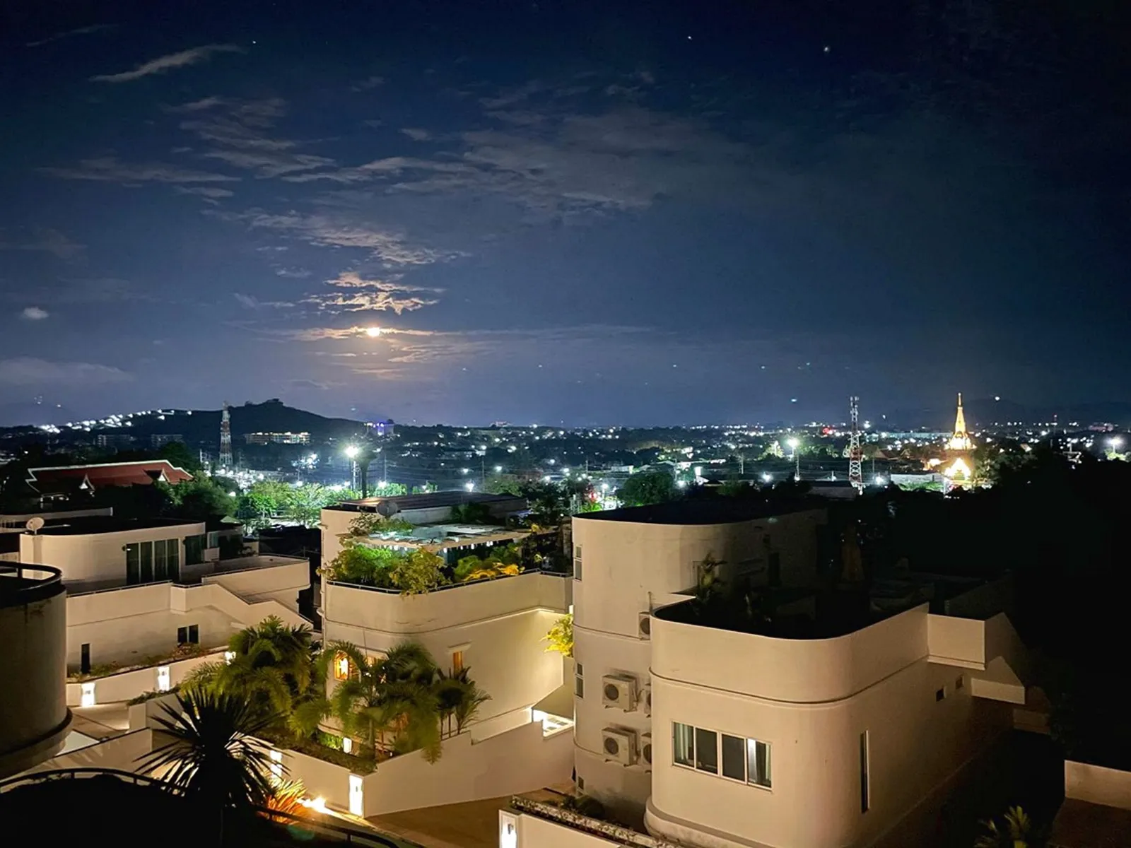 Baan Chalong Résidence : Villa moderne de 4 chambres avec toit-terrasse et vue panoramique - Chalong, Phuket - Photo 34