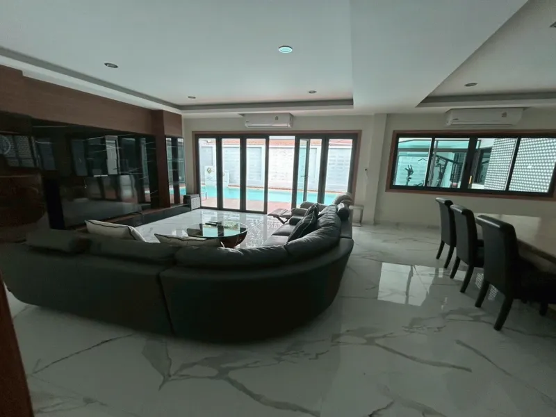 5-Bedroom Modern Pool Villa for Rent, Chalong - Chalong, Phuket - Main photo