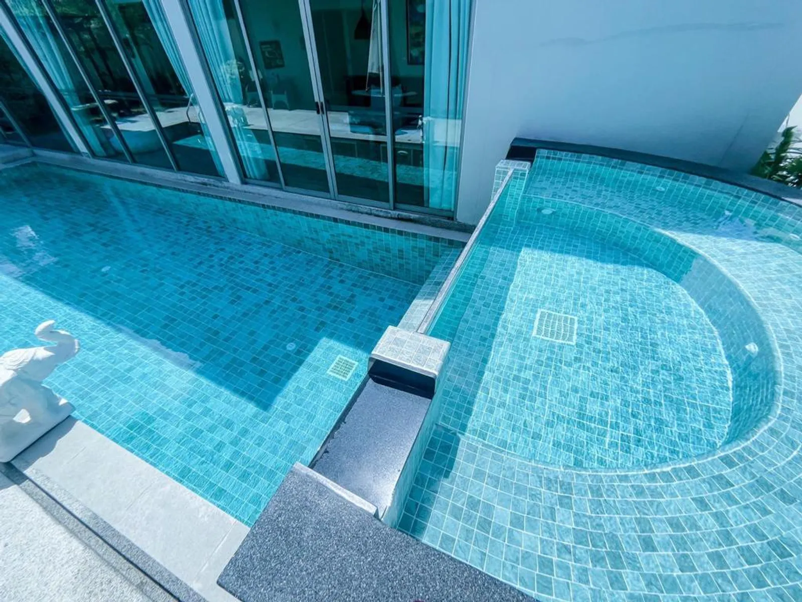 Villa 4 chambres avec piscine à louer, à Cherng Talay – Collection Contemporaine - Cherng Talay, Phuket - Photo 7